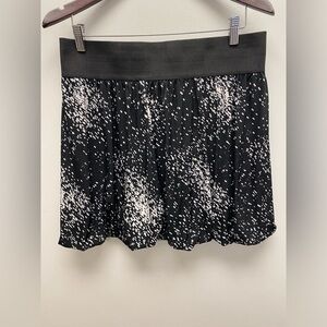 ✨ 4 for $30 ✨ Black and White Skater Skirt Mini Thick Waistband Size XL